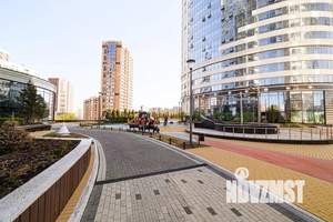 Студия квартира, посуточно, 48м2, 16/25 этаж