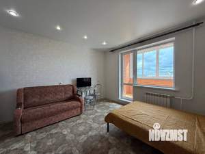Студия квартира, посуточно, 35м2, 16/24 этаж