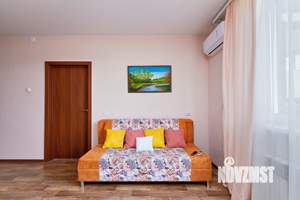 1-к квартира, посуточно, 44м2, 1/1 этаж