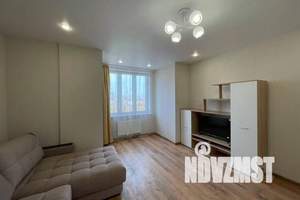 1-к квартира, посуточно, 40м2, 9/17 этаж