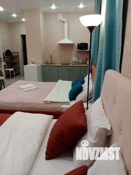 Студия квартира, посуточно, 30м2, 10/25 этаж