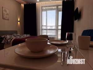 Студия квартира, посуточно, 32м2, 2/30 этаж