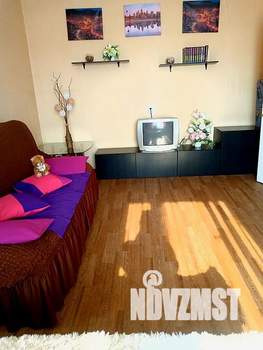 1-к квартира, посуточно, 40м2, 9/9 этаж