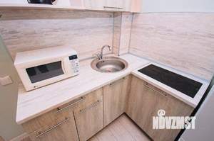 Студия квартира, посуточно, 35м2, 18/25 этаж