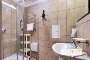 2-к квартира, посуточно, 54м2, -1/8 этаж