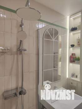 Студия квартира, посуточно, 30м2, 22/23 этаж