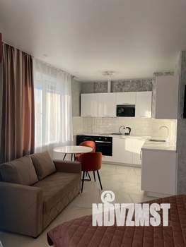 Студия квартира, посуточно, 40м2, 16/19 этаж