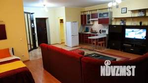 1-к квартира, посуточно, 40м2, 1/1 этаж