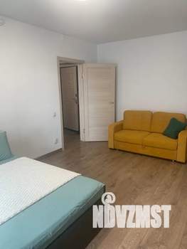 1-к квартира, посуточно, 37м2, 7/16 этаж