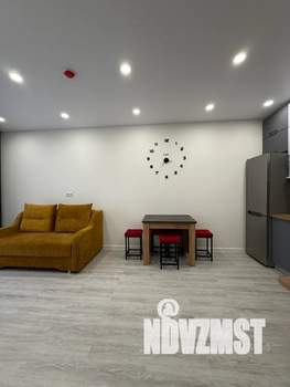 1-к квартира, посуточно, 40м2, 7/15 этаж