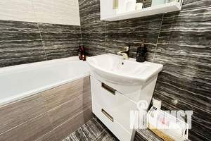 1-к квартира, посуточно, 49м2, 9/25 этаж