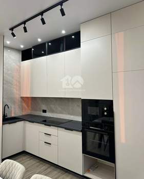 2-к квартира, на длительный срок, 76м2, 24/25 этаж