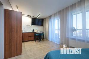 Студия квартира, посуточно, 30м2, 23/25 этаж