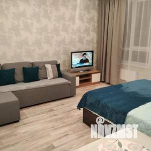Студия квартира, посуточно, 30м2, 16/20 этаж