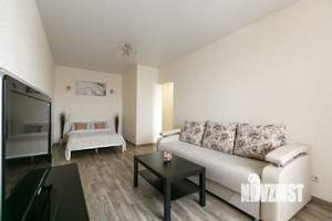1-к квартира, посуточно, 42м2, 16/26 этаж