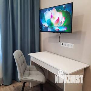 Студия квартира, посуточно, 28м2, 4/25 этаж