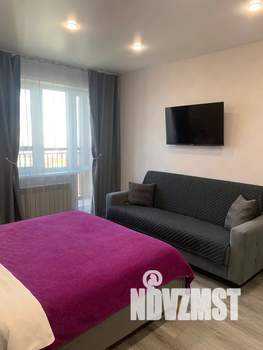 Студия квартира, посуточно, 32м2, 13/16 этаж