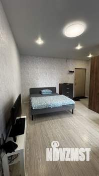 Студия квартира, посуточно, 38м2, 5/17 этаж