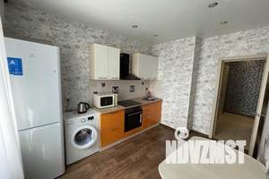 1-к квартира, посуточно, 45м2, 4/27 этаж