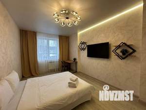 1-к квартира, посуточно, 40м2, 1/1 этаж