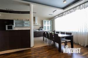 3-к квартира, на длительный срок, 150м2, 7/10 этаж