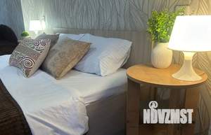 1-к квартира, посуточно, 43м2, 12/25 этаж