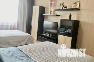 1-к квартира, посуточно, 40м2, 10/17 этаж