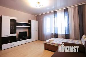 Студия квартира, посуточно, 30м2, 10/25 этаж