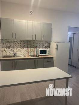 Студия квартира, на длительный срок, 30м2, 18/19 этаж