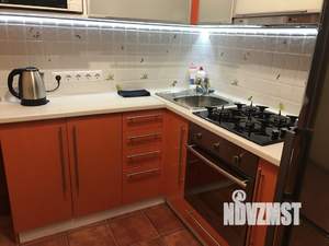 1-к квартира, посуточно, 35м2, 1/1 этаж