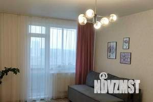 1-к квартира, посуточно, 35м2, 8/17 этаж