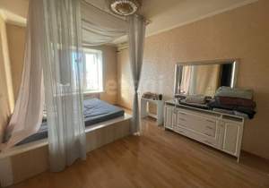 3-к квартира, на длительный срок, 90м2, 5/5 этаж