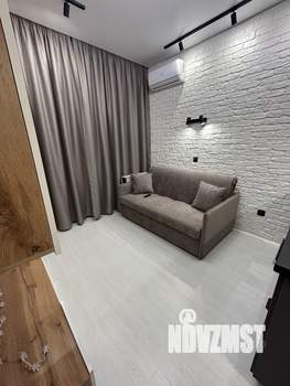Студия квартира, посуточно, 15м2, 1/22 этаж
