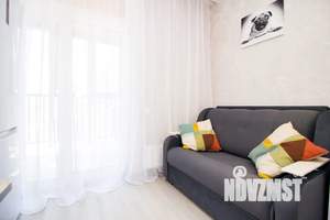 1-к квартира, посуточно, 40м2, 8/24 этаж