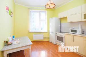 1-к квартира, посуточно, 55м2, 2/15 этаж