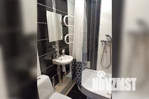 Студия квартира, посуточно, 14м2, 1/5 этаж