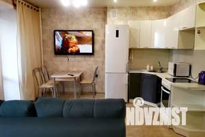 1-к квартира, посуточно, 42м2, 7/15 этаж