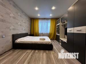 1-к квартира, посуточно, 32м2, 7/10 этаж