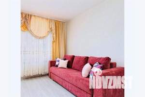 1-к квартира, посуточно, 35м2, 6/26 этаж