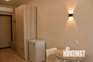 Студия квартира, посуточно, 20м2, 11/25 этаж