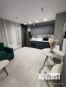 Студия квартира, на длительный срок, 32м2, 2/25 этаж