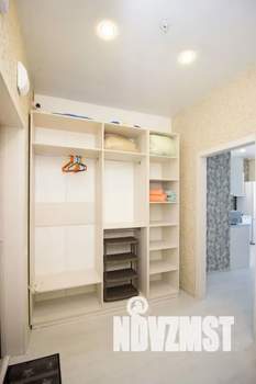 1-к квартира, посуточно, 38м2, 11/24 этаж