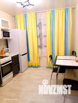 1-к квартира, посуточно, 42м2, 8/10 этаж