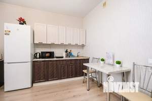 Студия квартира, посуточно, 30м2, 16/22 этаж