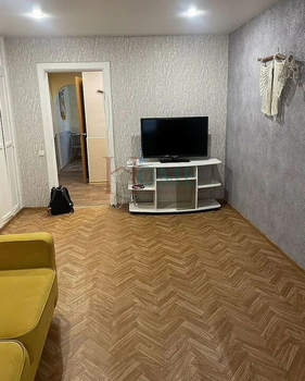 3-к квартира, на длительный срок, 59м2, 1/5 этаж