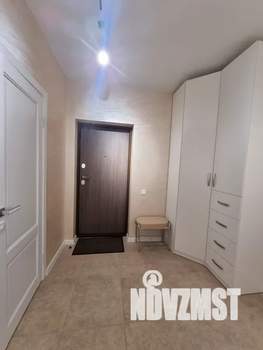 2-к квартира, посуточно, 40м2, 13/24 этаж