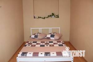 2-к квартира, посуточно, 45м2, 5/5 этаж
