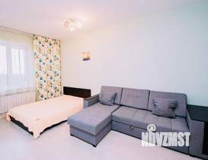 Студия квартира, посуточно, 35м2, 18/25 этаж