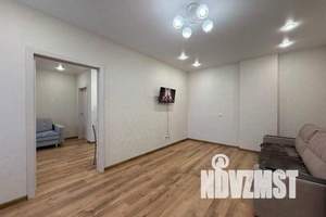 2-к квартира, посуточно, 45м2, 9/17 этаж