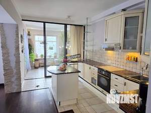 5-к квартира, на длительный срок, 190м2, 9/10 этаж